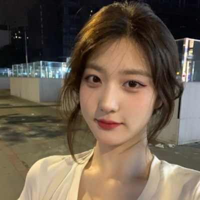 超火的女生单人头像合集 12张高清图都在这