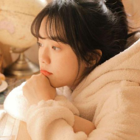 女生小清新高清真人头像合集 共20张