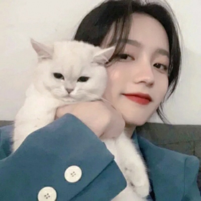 10张干净高级感女生真人微信头像合集