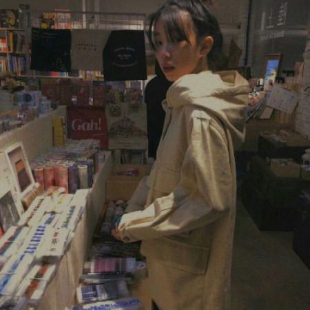 最新款个性女生头像合集 共12张