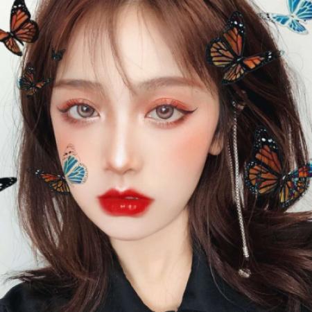 最新女生微信头像 16张真人高清版