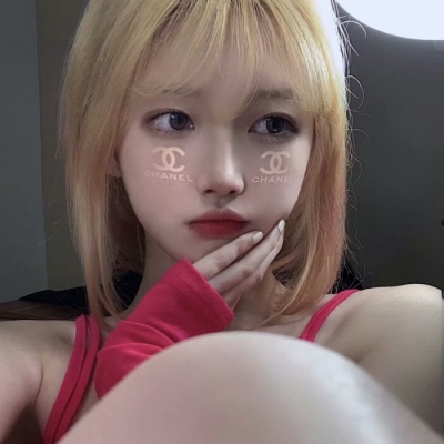 超火女生个性高清头像合集，一共20张