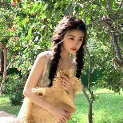 超火的女生御姐霸气头像来啦 共20张