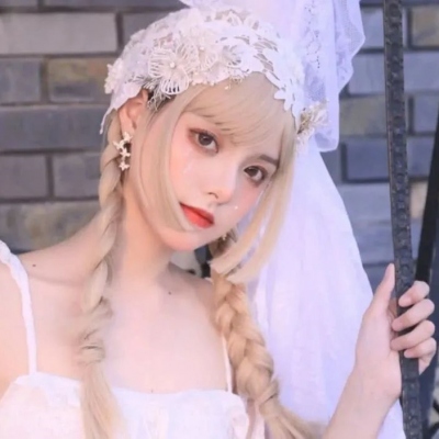 19张真人女生撩人头像 专门用来当吸引人的头像