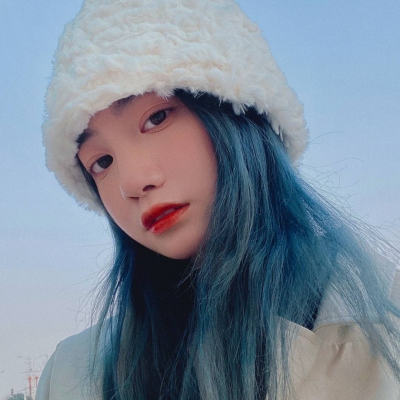 超火的女生真人微信头像 20张合集