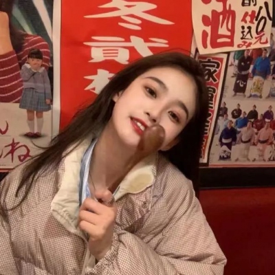 超火的女生微信头像 高清14张合集