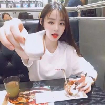 女生微信头像合集：12张高清漂亮原图分享