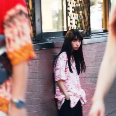 高清女生头像合集 共14张高清资源