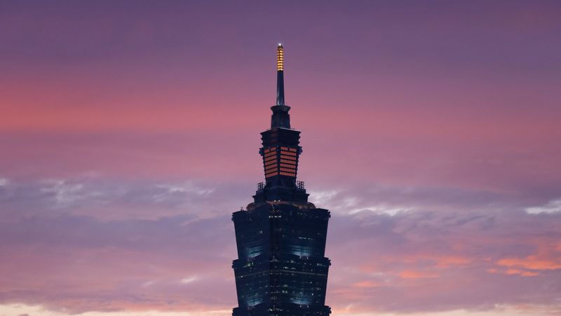 台北摩天大楼城市日落壁纸