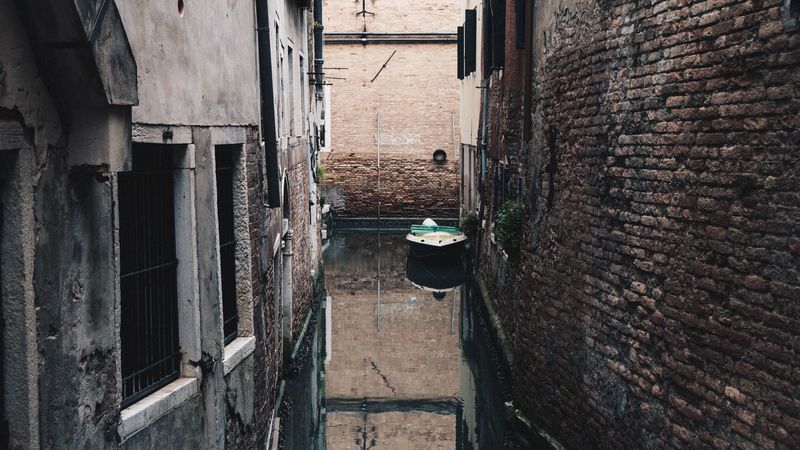 4K高清壁纸分享：街景运河城市水景合集