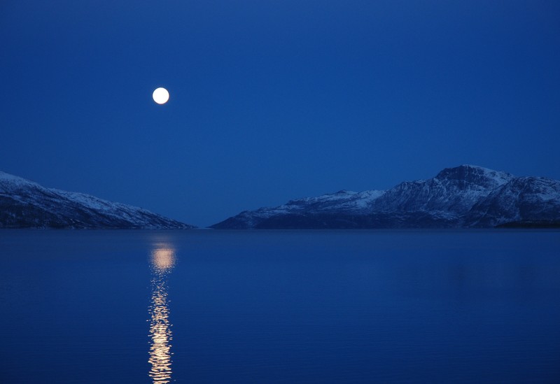 绝美月夜山湖壁纸合集