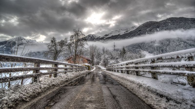 公路远山雪景4K高清壁纸合集