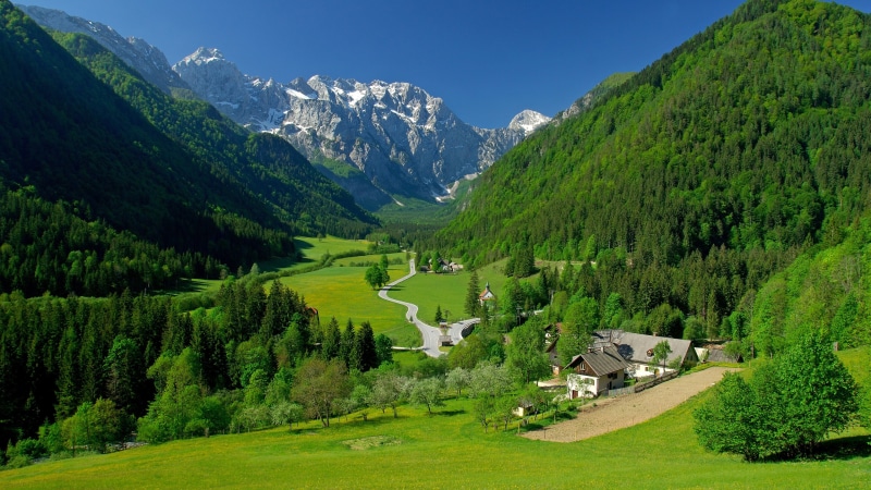 阿尔卑斯山绝美4K风光壁纸！收藏级山野村落风景