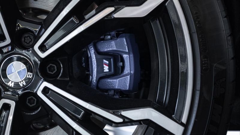 这套豪车轮毂壁纸太绝了