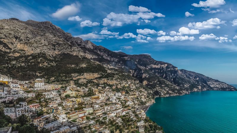 意式滨海小镇的治愈建筑风光壁纸合集