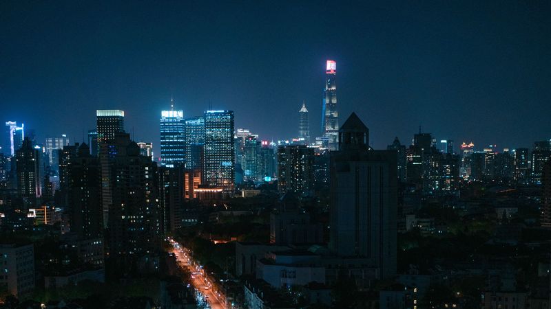 雨夜霓虹赛博城