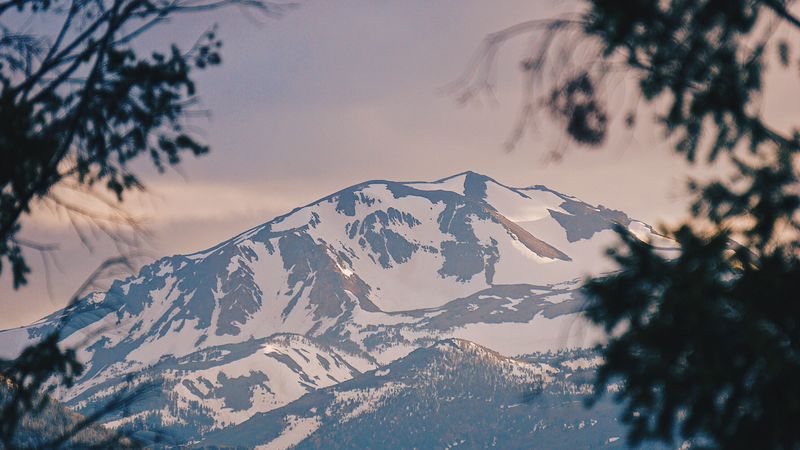 美国布里奇波特雪山雾景壁纸合集