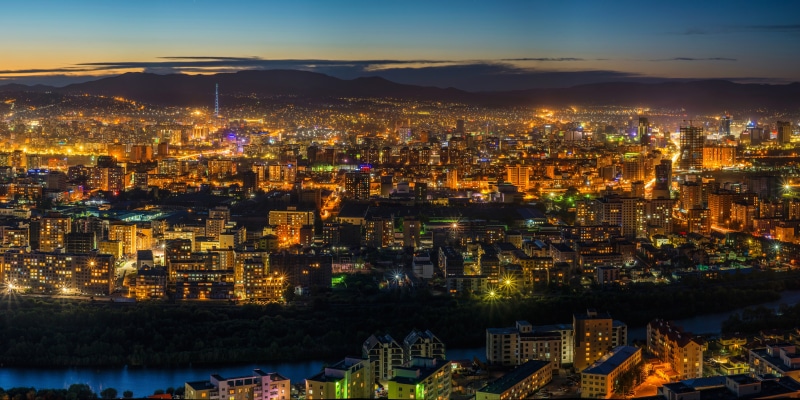 乌兰巴托夜景壁纸合集！8K城市天际线美到窒息