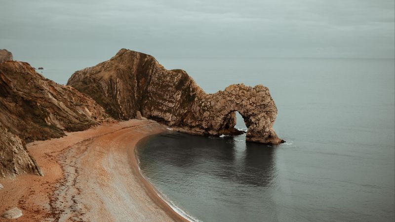 绝美海岸岩石滩4K壁纸