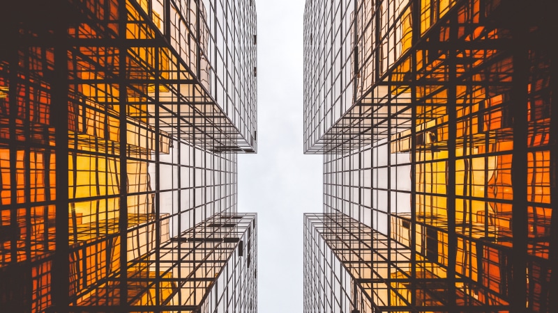 这组建筑壁纸绝了！低角度拍的摩天楼美到窒息