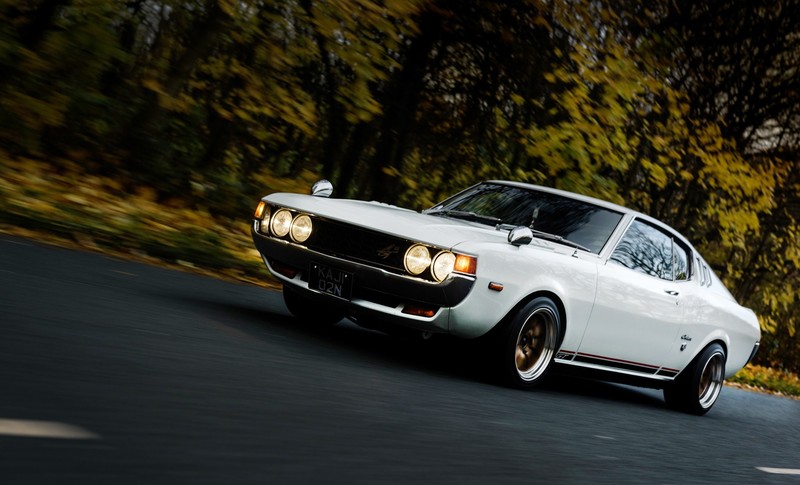 # 街头驶过的日系经典老车 高清壁纸合集