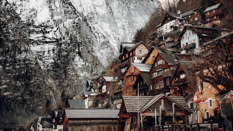 河畔雪色山居绝美壁纸