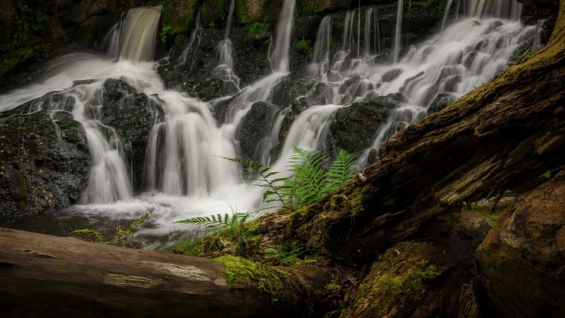 绝美山野瀑布壁纸合集
