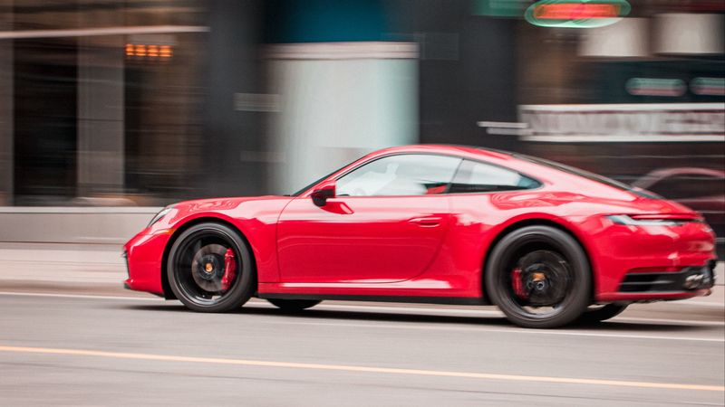 红色超跑高清壁纸合集