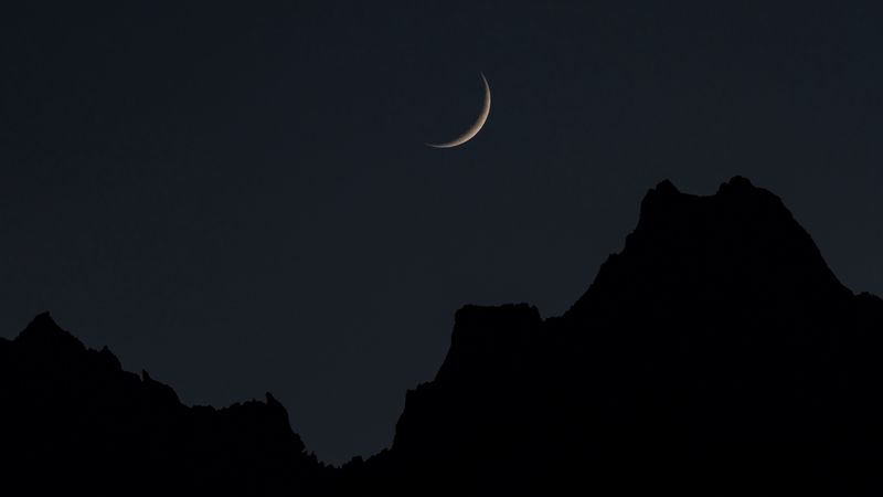 绝美月夜山景壁纸合集