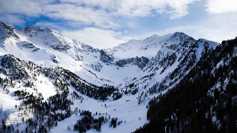 阿尔卑斯雪山绝美4K壁纸 氛围感拉满