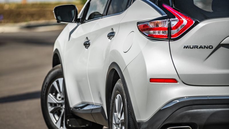 日产楼兰汽车大灯高清壁纸