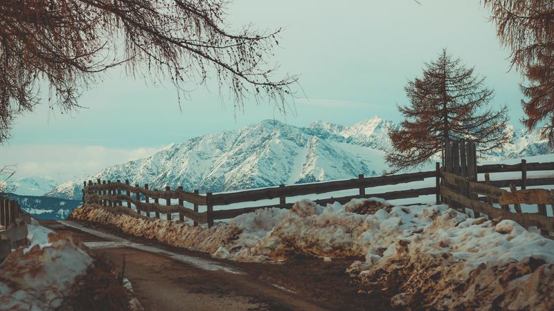 绝美的雪山公路壁纸 4K高清