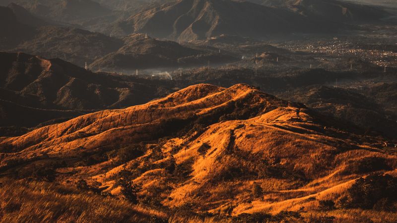 绝美雾中山丘风景壁纸合集