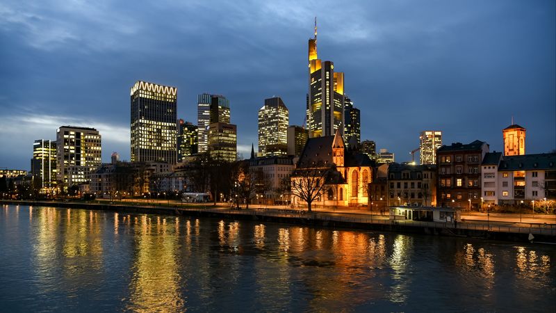 都市河畔夜色霓虹 4K超清壁纸