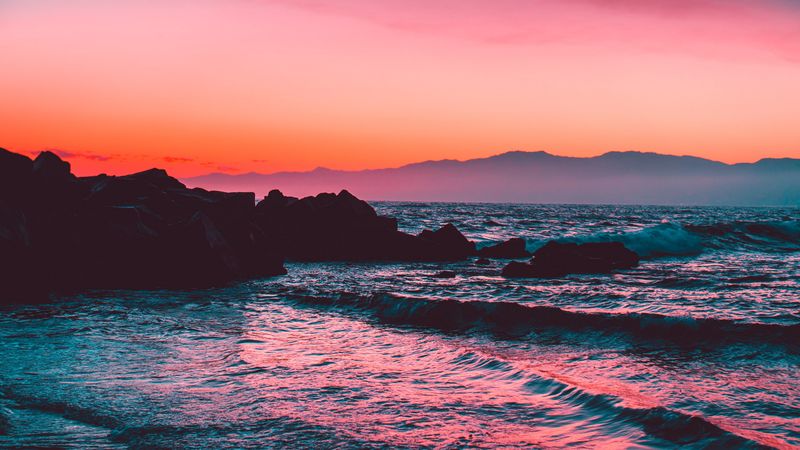 绝美的落日岩石山峦壁纸合集