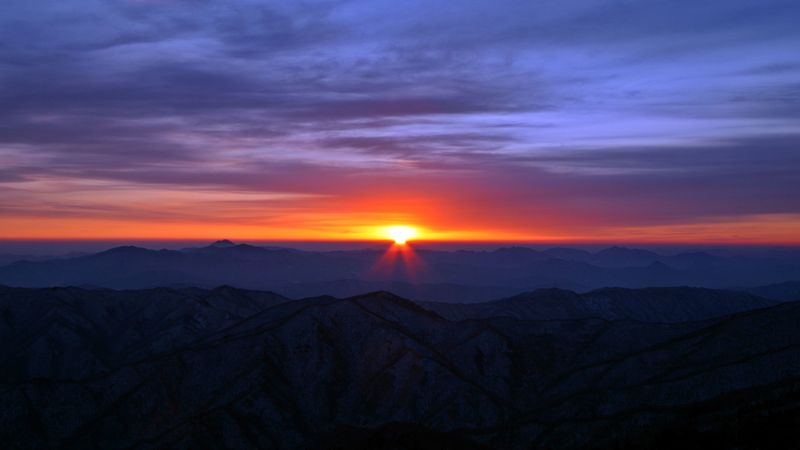 绝美山野破晓4K壁纸 日出地平线氛围感拉满
