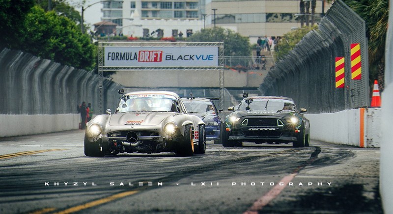 Khyzyl Saleem 漂移赛车数字渲染壁纸