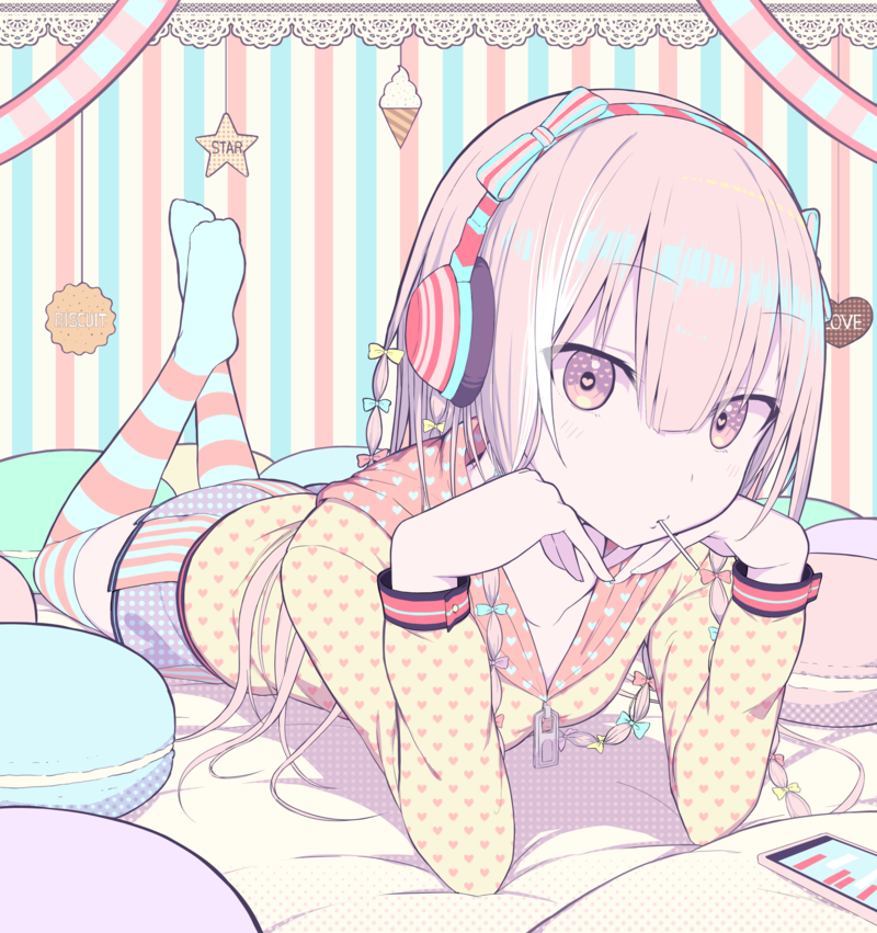 床上翘腿戴耳机的动漫少女高清壁纸