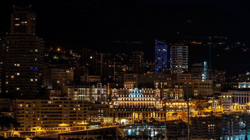 赛博夜城霓虹夜景 4K壁纸