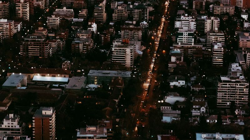 都市夜色楼宇全景 4K高清壁纸