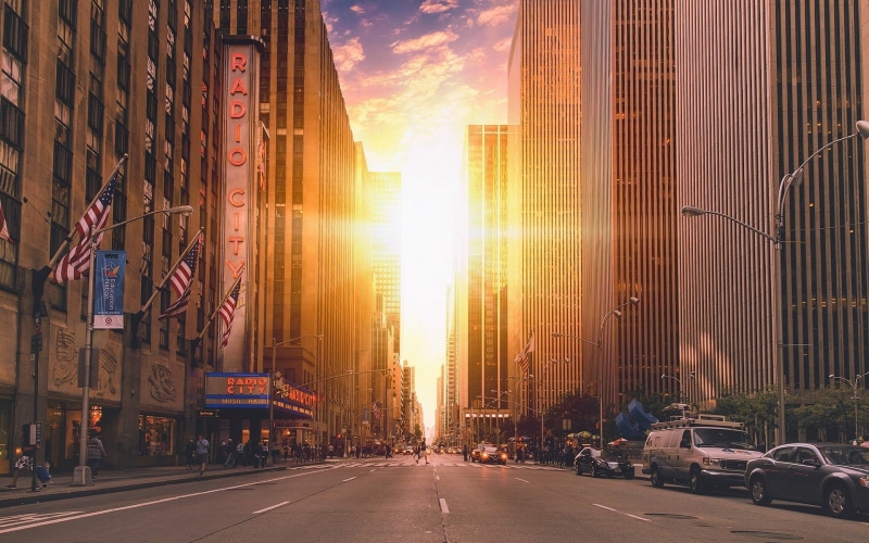 纽约街头建筑犬夜叉动漫高清壁纸