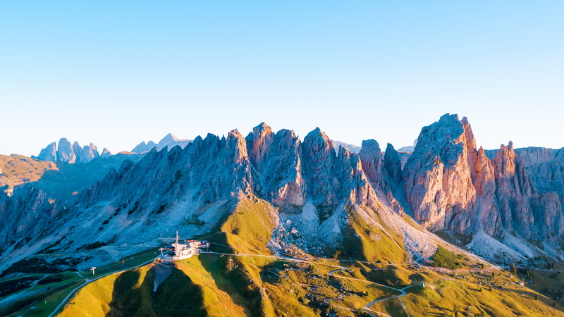 绝美自然山景壁纸推荐