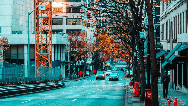 4K高清壁纸合集：城市街道楼宇车流沥青路面