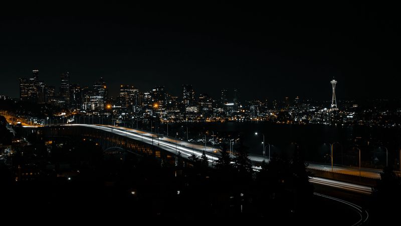 深夜都市绝美建筑壁纸合集