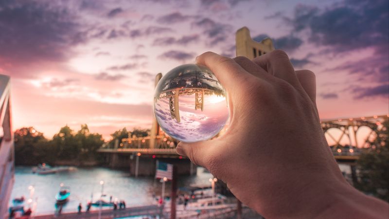 龙珠角色手桥城4K高清壁纸