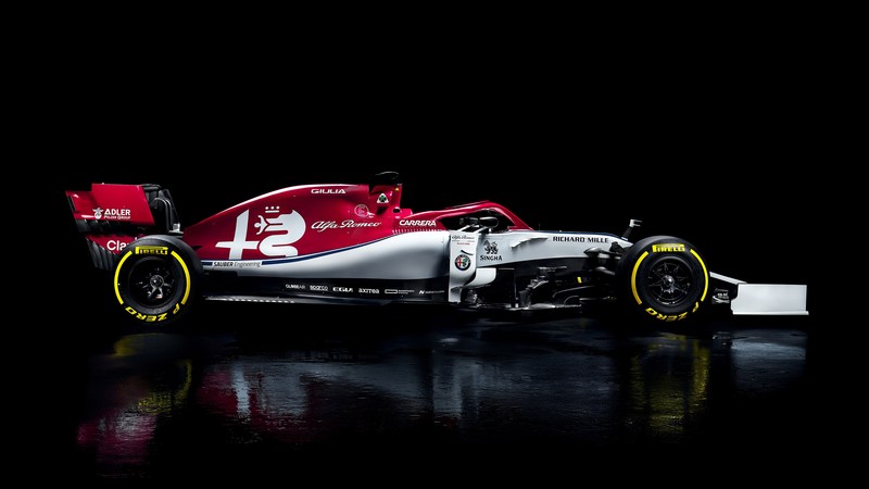 # 超吸睛！阿尔法·罗密欧F1赛车高清壁纸合集