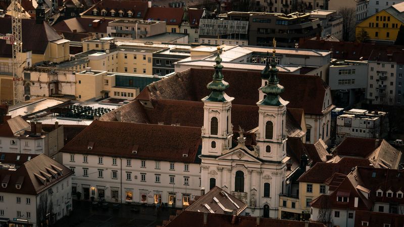 城市街道房屋4K壁纸