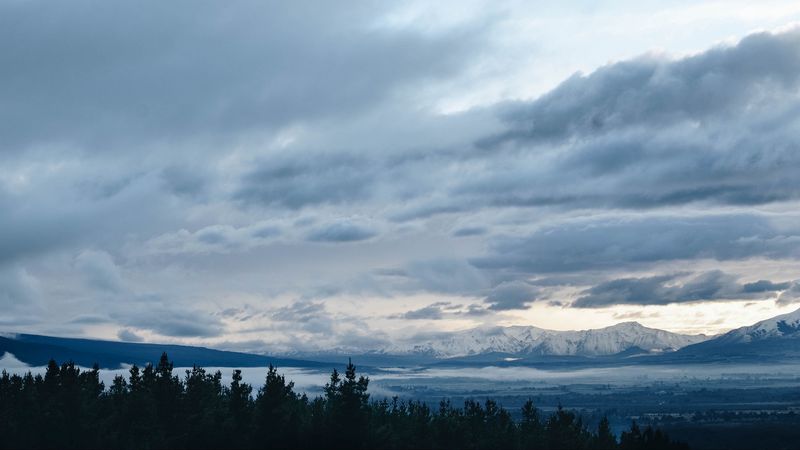 远眺山巅4K高清壁纸合集