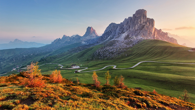 意大利多洛米蒂山区绝美盘山公路壁纸