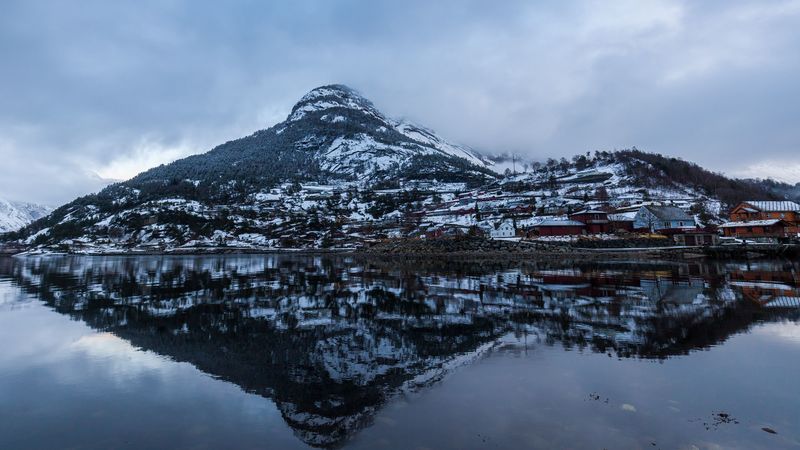 新西兰马瑟森湖绝美晨雾山湖倒影壁纸合集